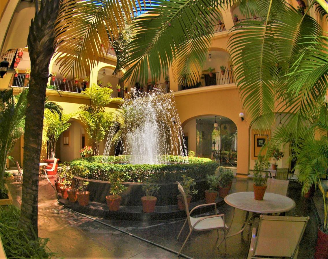 Hotel America Colima Exterior photo